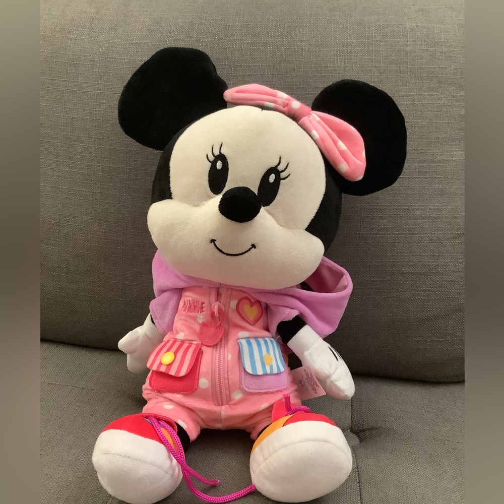 Minnie Mouse dress and play plush stuffed animal zipper buttons